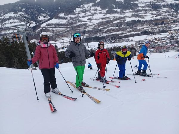 327920119_988403225523551_7253767784396937686_n