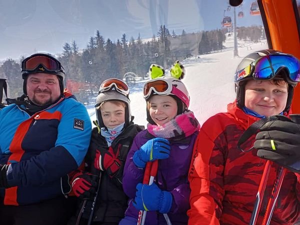 275757774_4384391298329169_1975332448409551881_n